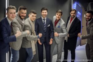 Моделі у костюмах від Руслана Лазарева на «Lutsk Fashіon Weekend»